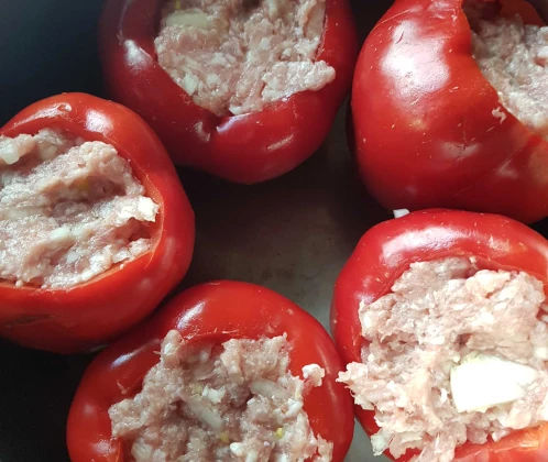 Ar maltu gaļu pildīti pipari