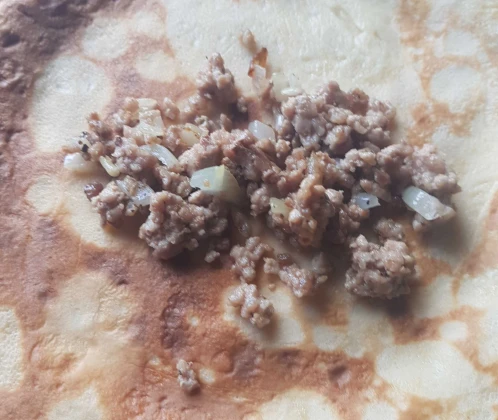 Pildītas pankūkas ar gaļu