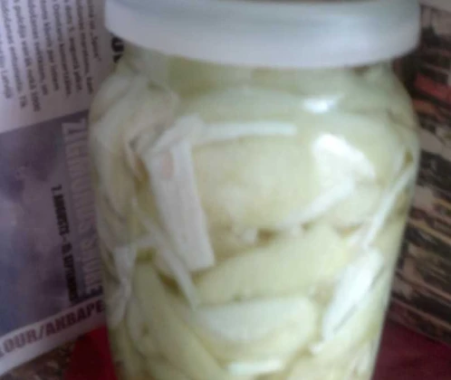 Gurķi ar mārrutkiem