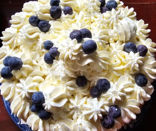 Mājas biskvīta torte