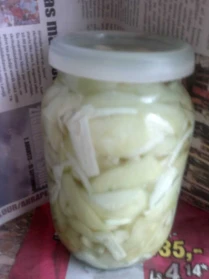 Gurķi ar mārrutkiem