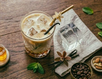 Ledus latte ar vaniļu
