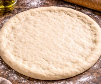 Plānā picas mīkla
