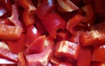 Sarkanā paprika: šķirnes, uzturvērtība un izmantošana virtuvē